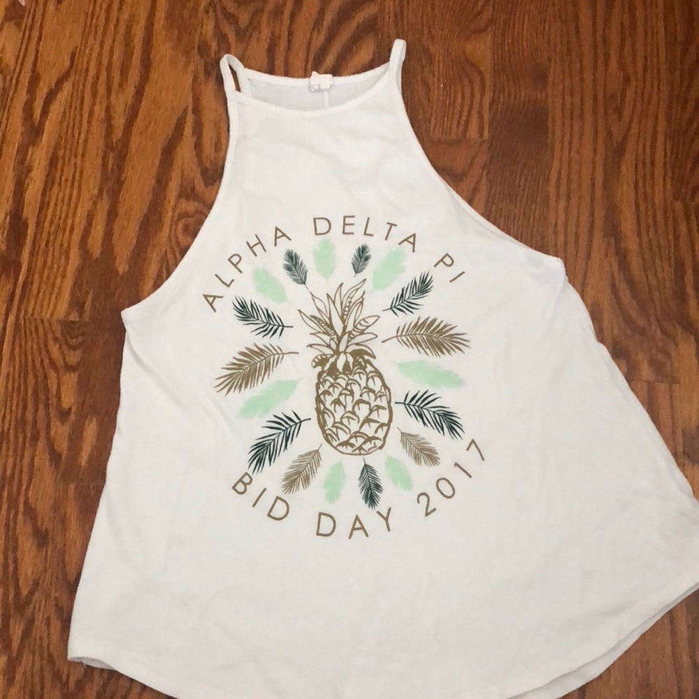 Alpha Delta Pi Alternative tank size small